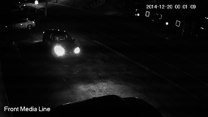 Ce braqueur de voiture se fait virer de la voiture qu'il tente de voler