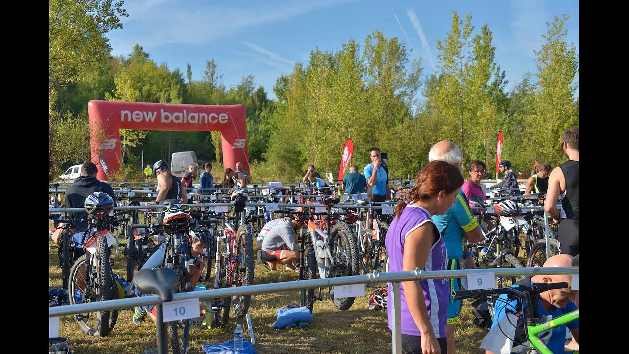 Très bon week-end pour tous!!! Les pieds dans l'eau et  un vvt vintage pour agnès!!!!!!!!!!
