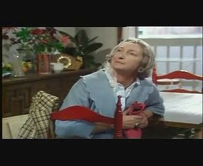 don't drink the water series 1 episode 3