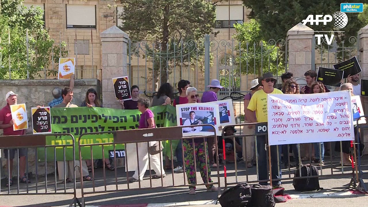 Activists in Israel protest during the visit of President Rodrigo Duterte