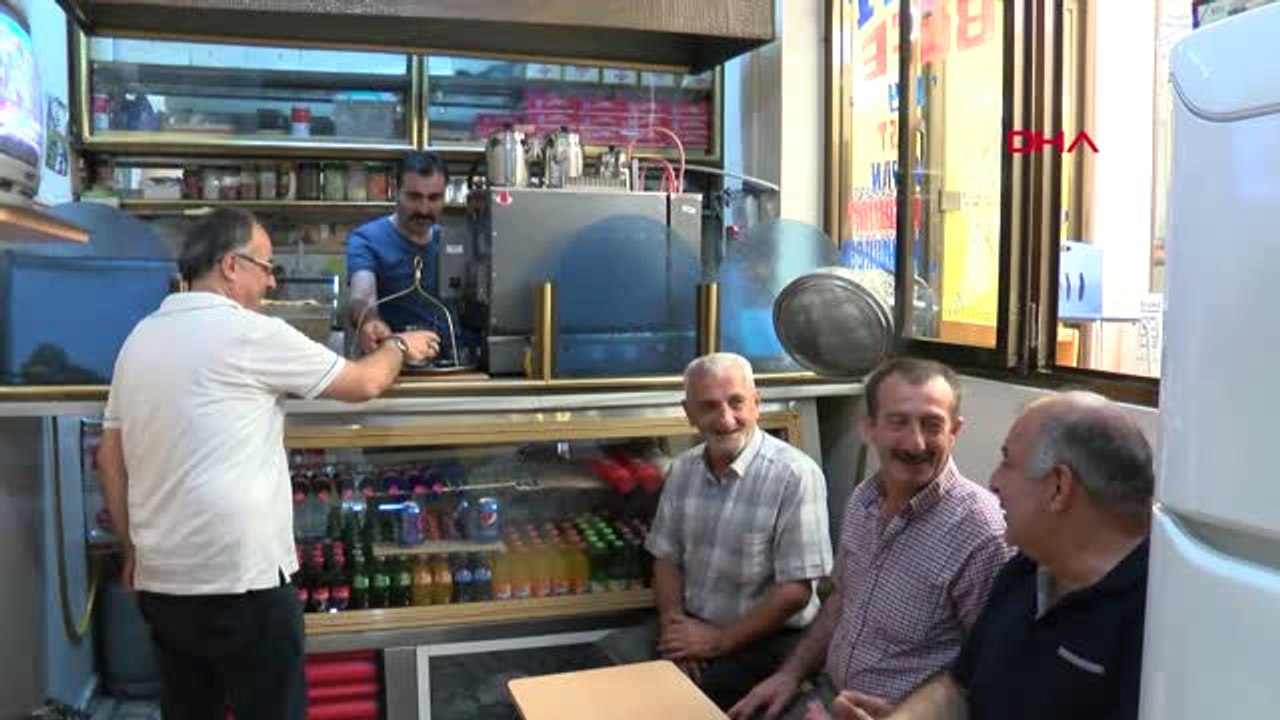 Edirne Çay İçmeyen, Çay Ocağı İşletmecisi