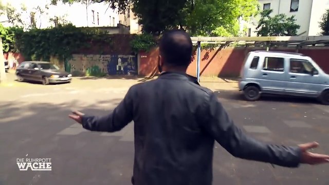 Böse Jungs: Nimmt der Junge ihr gefährliches Angebot an? | Die Ruhrpottwache | SAT.1 TV