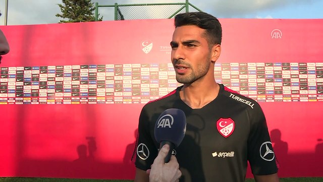 Milli futbolcu Mehmet Zeki Çelik: Bizim için çok zor iki maç olacak - İSTANBUL