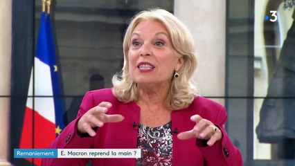 Remaniement : un jeu de chaises musicales au profit des proches de Macron ?