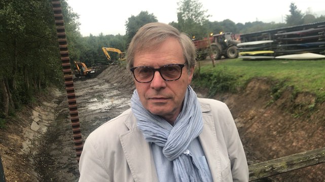 Condé-sur-Vire: le canal de la base de loisirs curé, la vanne bientôt réparée