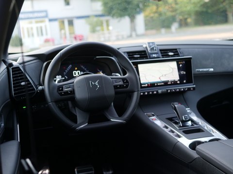 DS 7 Crossback, lujo francés en un coche único