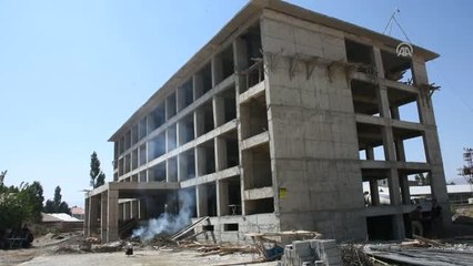 Teröristlerin Yıktığı Okulların Yerine Yenileri Yapılıyor