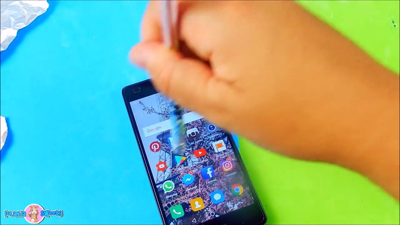 5 SEMPLICI TRUCCHI PER IL TELEFONO CHE DEVI CONOSCERE! (PHONE LIFE HACKS) Iolanda Sweets