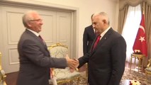 TBMM Başkanı Yıldırım, AK Parti İzmir Milletvekili Özalan'ı Kabul Etti