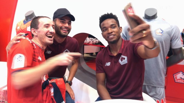 Les Dogues en dédicace avec les supporters