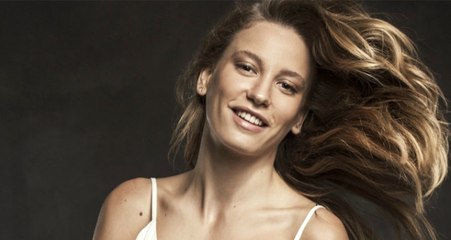 Ünlü Oyuncu Serenay Sarıkaya, Kerem Bursin'i Yalnız Bırakmadı