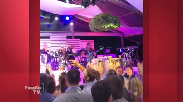 What kind of #LaborDay bash attracts super celebs like @Oprah, @JerrySeinfeld and @BonJovi? Who threw it and what went down? Guest host @BaruchShemtov was there and has the inside scoop!