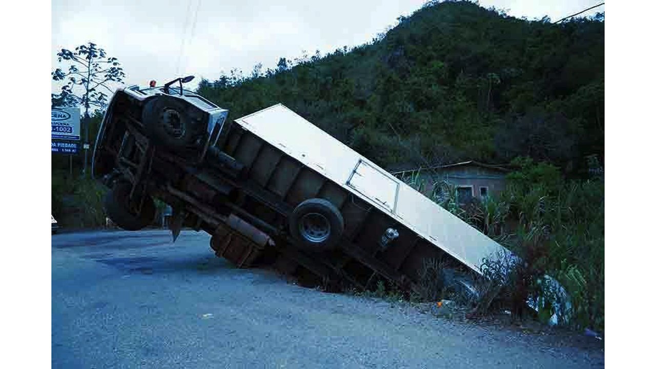 Los Angeles Truck Accident Lawyer - Benefits of Hiring a Truck Accident Lawyer