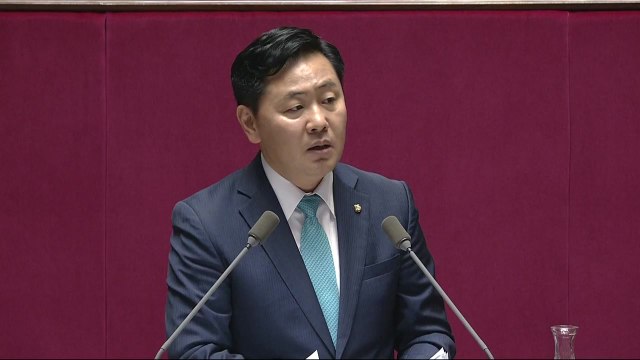 김관영 소득 주도 성장 환상 버려야 / YTN