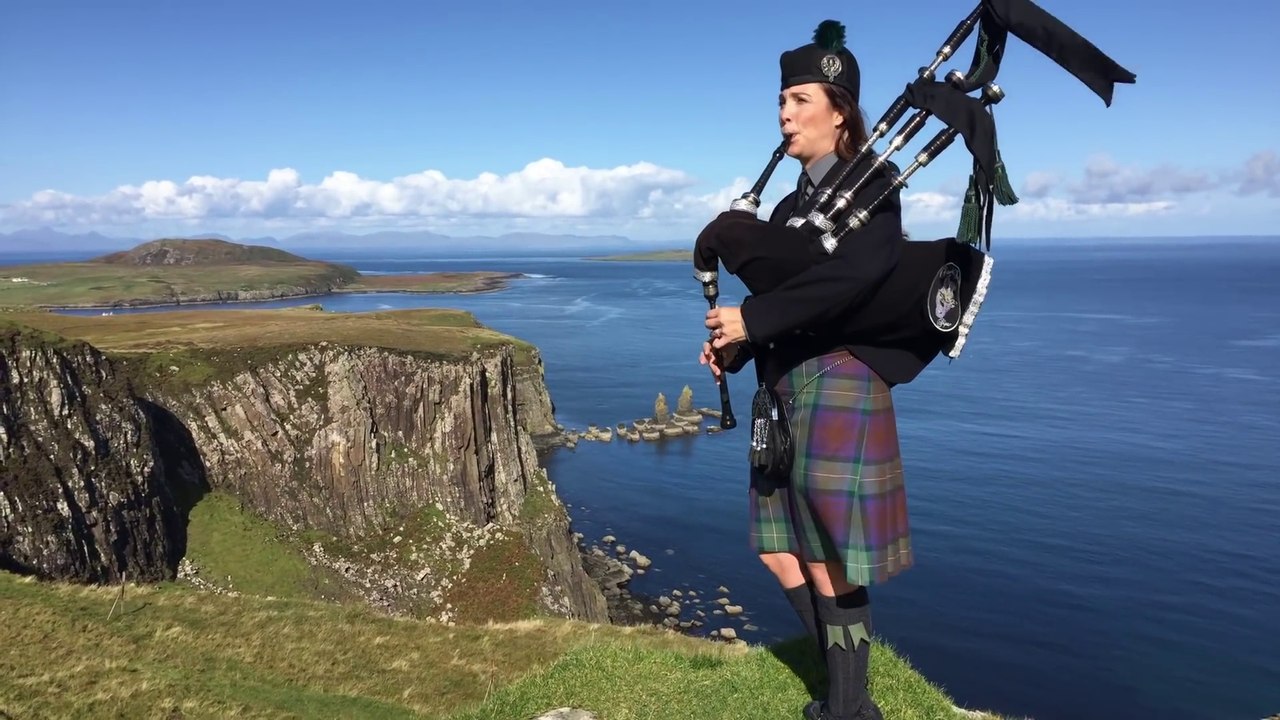 Dark Isle Piper - The Gael ( Last Of The Mohicans )