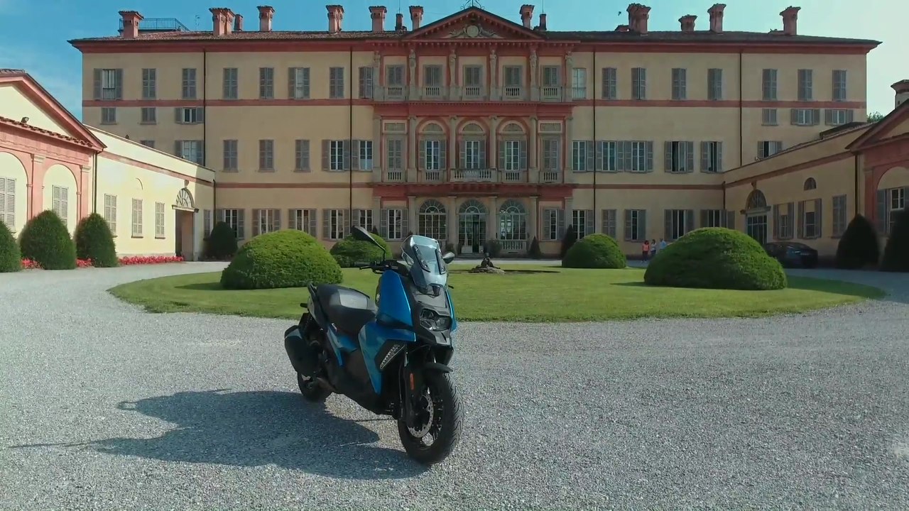 BMW C 400 X Trailer