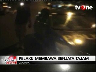 Pria Diduga Begal Dipukuli Warga di Jalan Otista