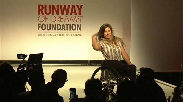 شاهد: عرض أزياء لذوي الاحتياجات الخاصة في نيويورك الأميركية