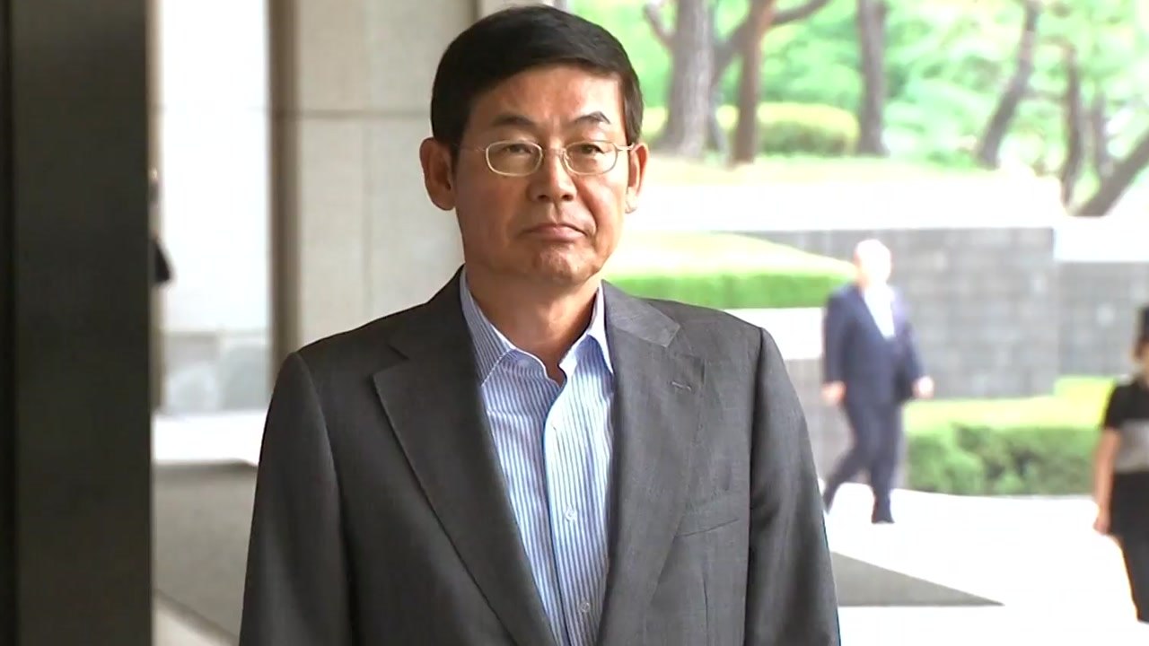 '노조와해 의혹' 이상훈 삼성전자 의장 檢 출석 / YTN