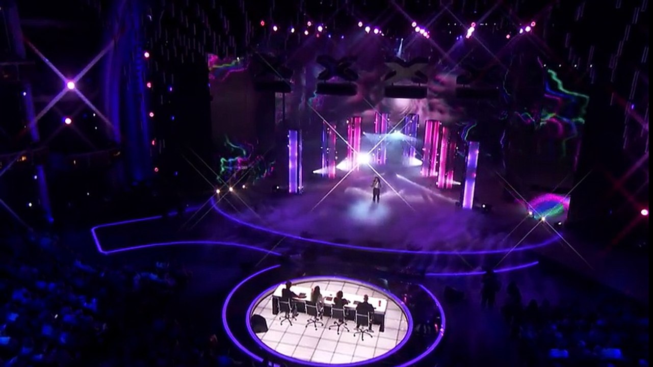Amanda Mena- Teen Sings Pink's -What About Us- Bilingually - America's Got Talent 2018