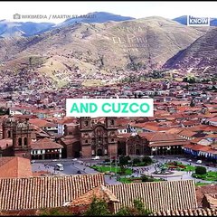 كبسولات فندق سكايلودج بيرو يبدو وكأنه شنق قبالة جانب من الهاوية