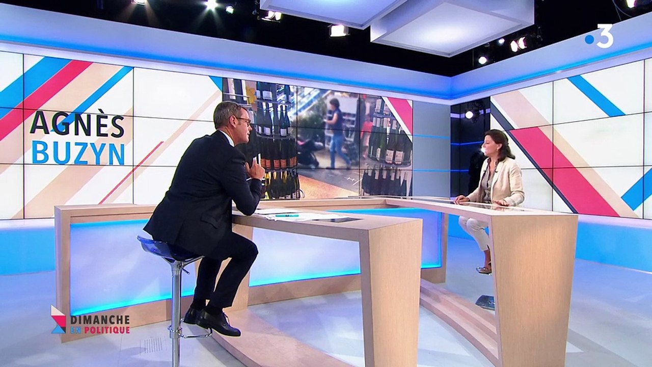 Zéro alcool pendant la grossesse : Agnès Buzyn souhaite un logo plus grand sur les bouteilles d'alcool