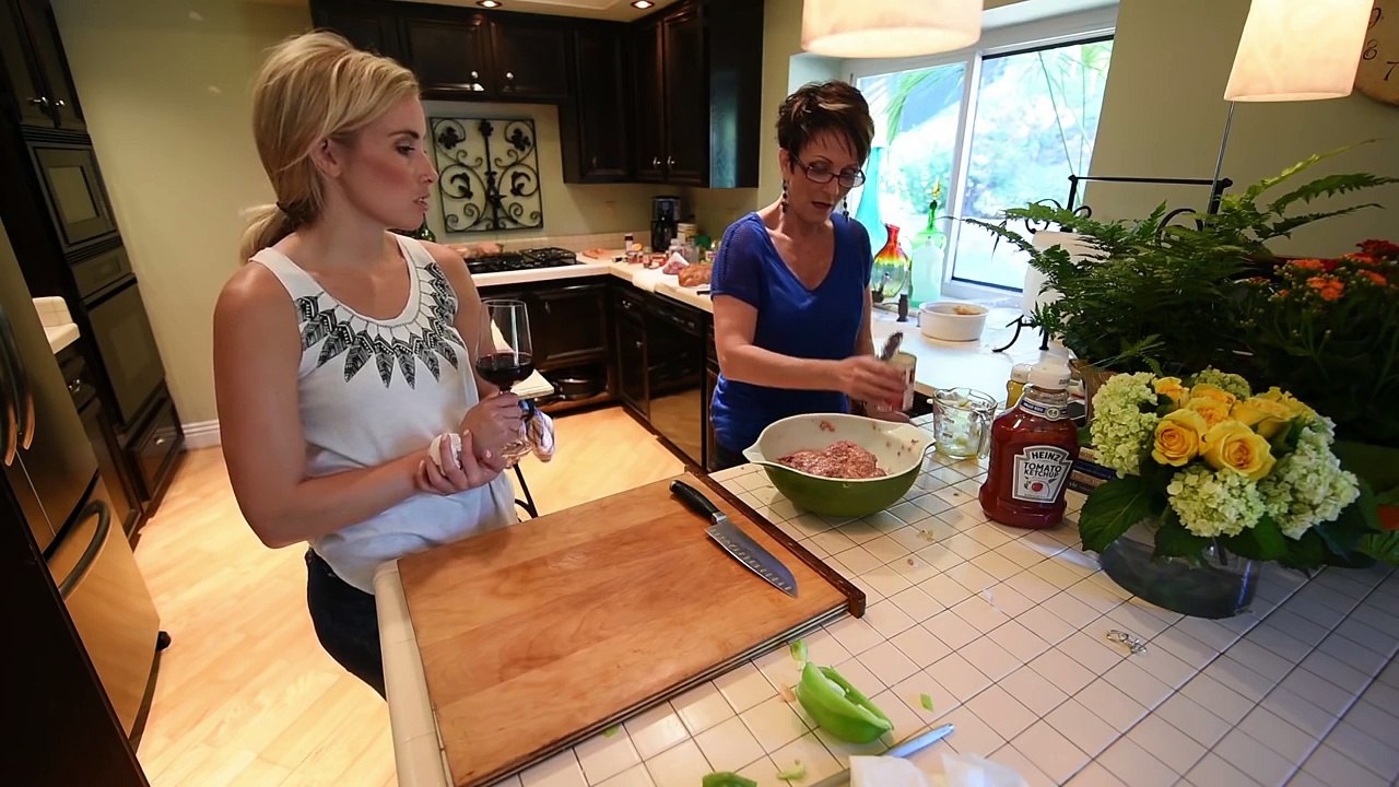 DIY Dip Dye Wall Art   Dorm Room Decor   Back to School