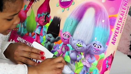 LE CALENDRIER DE L'AVENT DES TROLLS 2016 (JOUETS) (2)