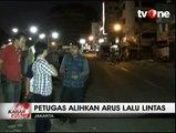 Asap Putih Keluar dari Jalan di Jalan Wahid Hasyim, Jakarta Pusat
