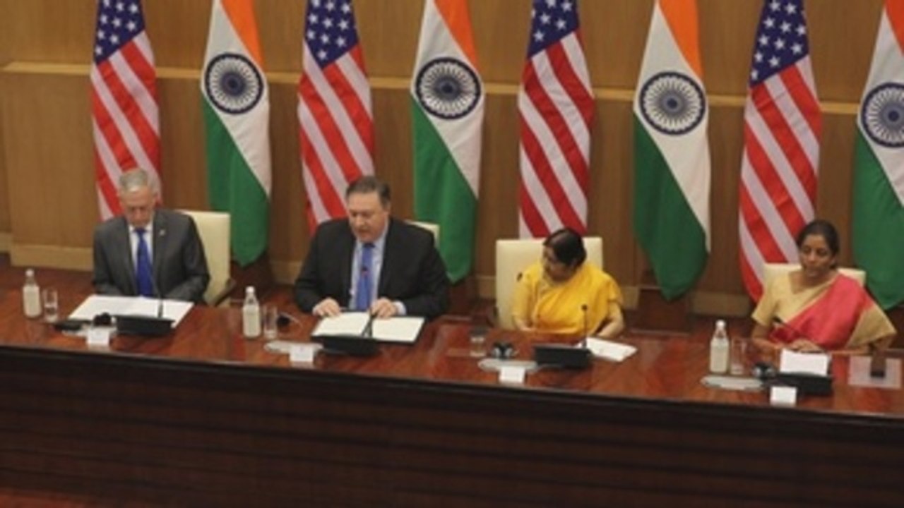 India y EEUU firman un acuerdo de comunicaciones militares en Delhi