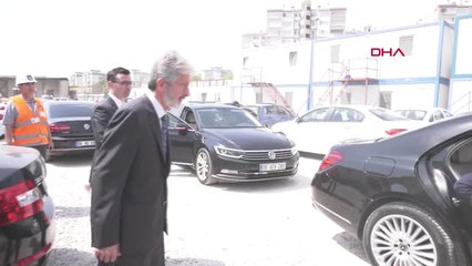 Ankara Büyükşehir Belediye Başkanı Eryaman Stadı'nda İncelemelerde Bulundu