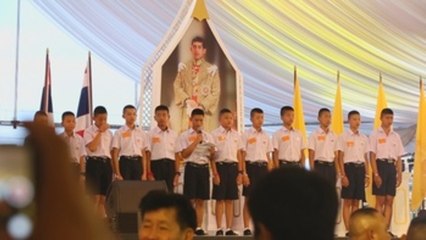 Tailandia agradece con un festín para 10.000 personas el rescate de la cueva