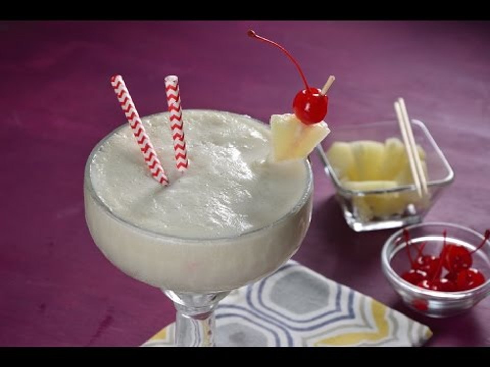 Como hacer LA MEJOR piña colada | Una bebida tropical para celebrar