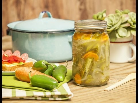 Cómo hacer Chiles en Conserva | Receta fácil de JALAPEÑOS CASEROS