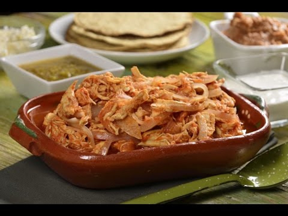 Tostadas de tinga de pollo