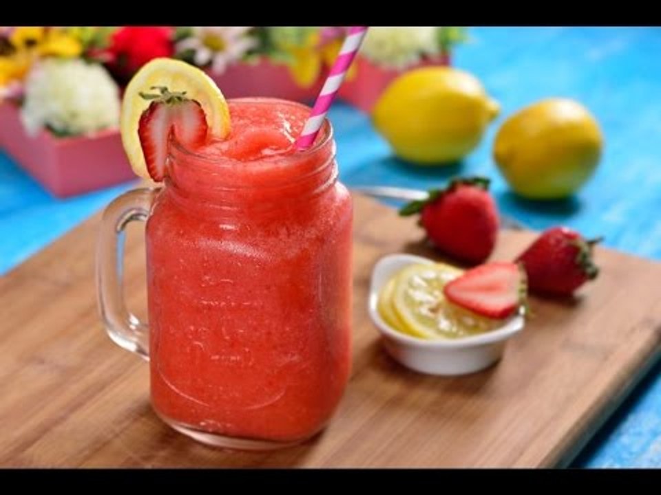 Limonada Rosa Frappé con Vodka | Coctel Frozen de Vodka con Fresas