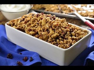 Cómo Hacer Granola Casera Saludable con Arándanos Deshidratados