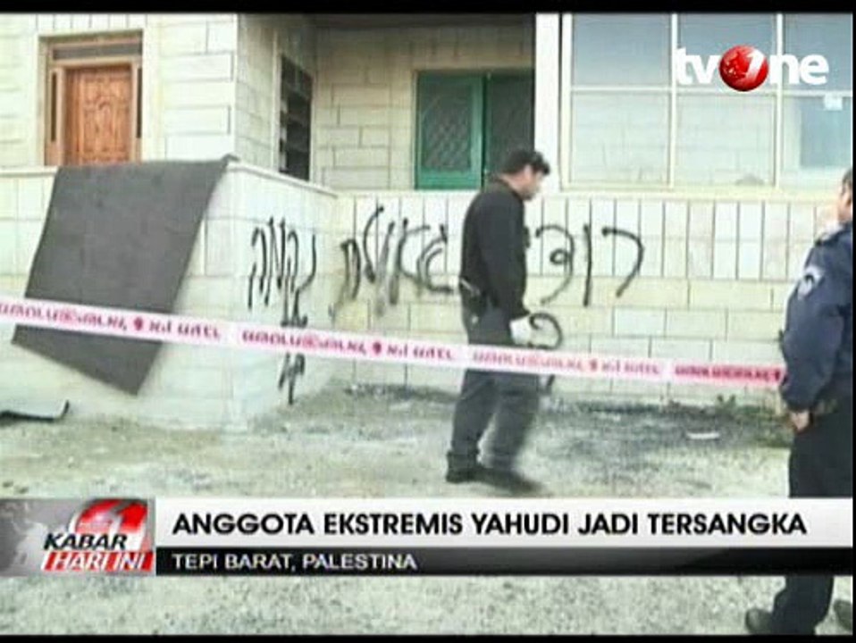 Ektremis Yahudi Bakar Masjid di Tepi Barat