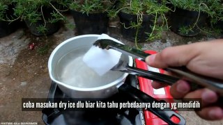 MENGAGUMKAN Eksperimen Merebus Dry Ice di Air yg Mendidih 100° C