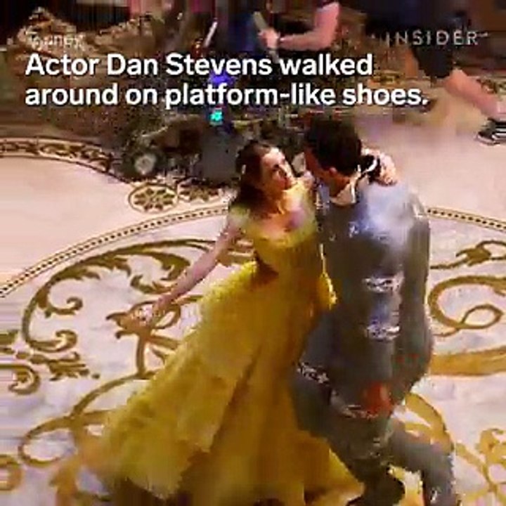 How Hollywood films actors alongside giant CGI characters