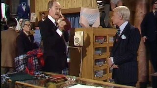 Are You Being Served s08e02 - A Personal Problem