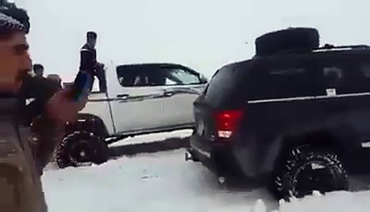 Jeep Grand Cherokee On Snow