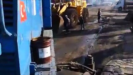 Big Ship Into the Sea, Shocking Scene