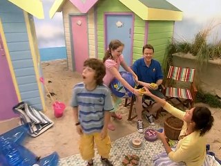 Grandpa in My Pocket S01E02 How to Handle a Hamster