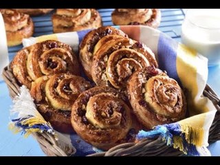 Roles de Canela con Nuez y Arándanos