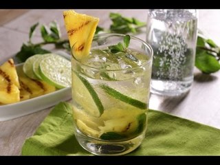 Mojito Virgen con Piña Parrillada y Té Verde