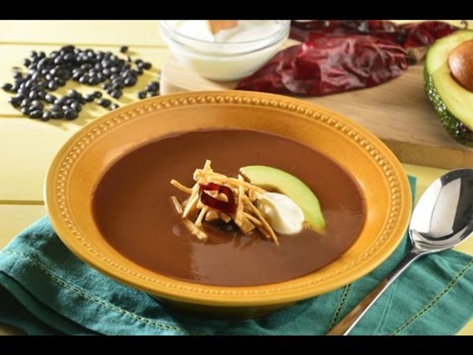 Sopa Tarasca con Aguacate