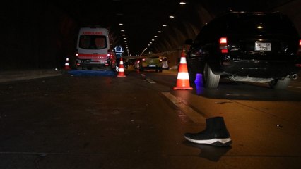 Kağıthane Tüneli'nde Motosikletliler Yola Savruldu: 1 Ölü, 1 Yaralı