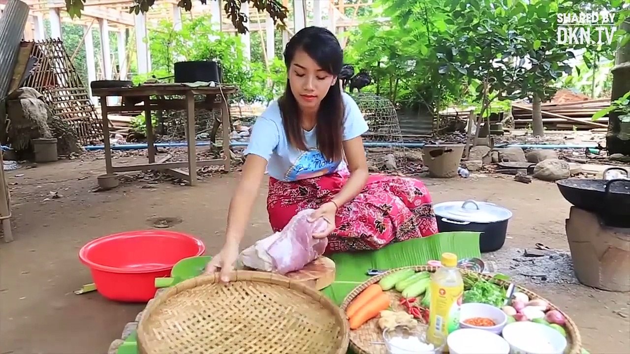 Cô gái xinh đẹp hướng dẫn làm món 3 chỉ ngon tuyệt hảo, xem xong chỉ muốn bắt tay vào làm