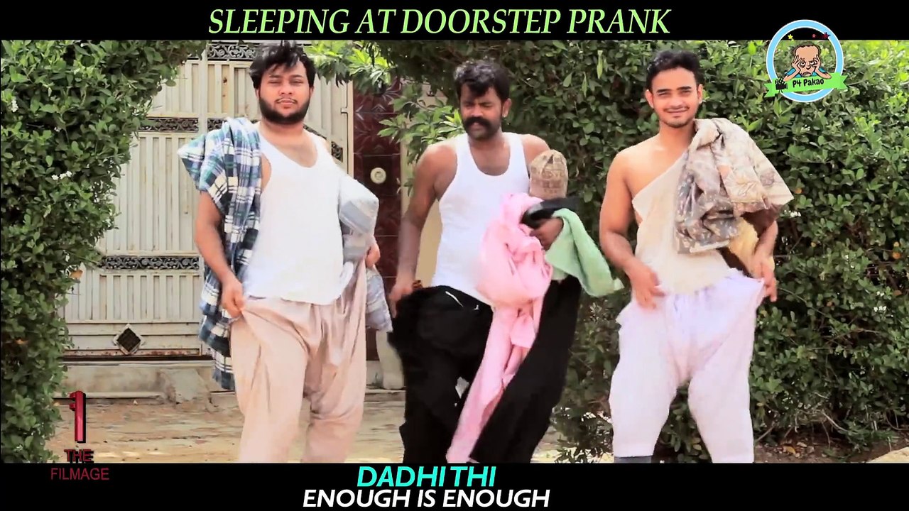 Sleeping At doorstep Funny Prank By Nadir Ali In P4 Pakao
